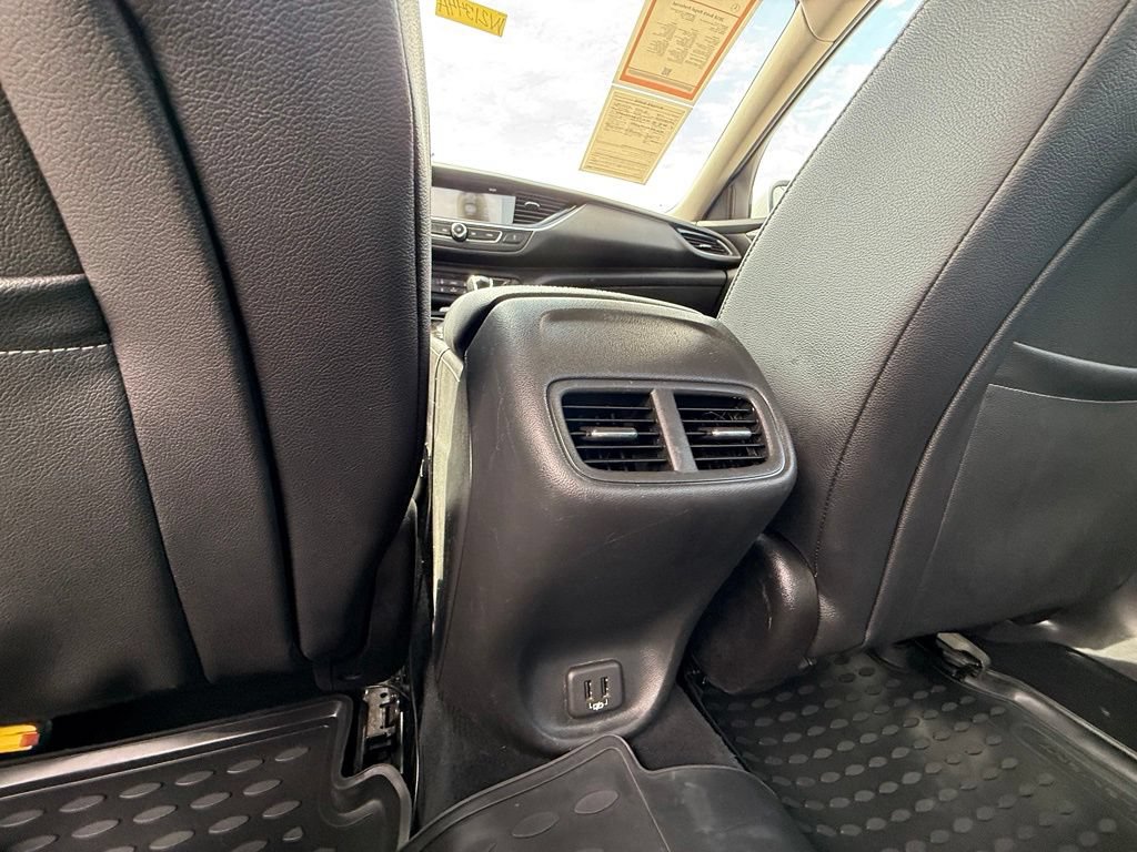 Used 2018 Buick Regal Preferred FWD image 16