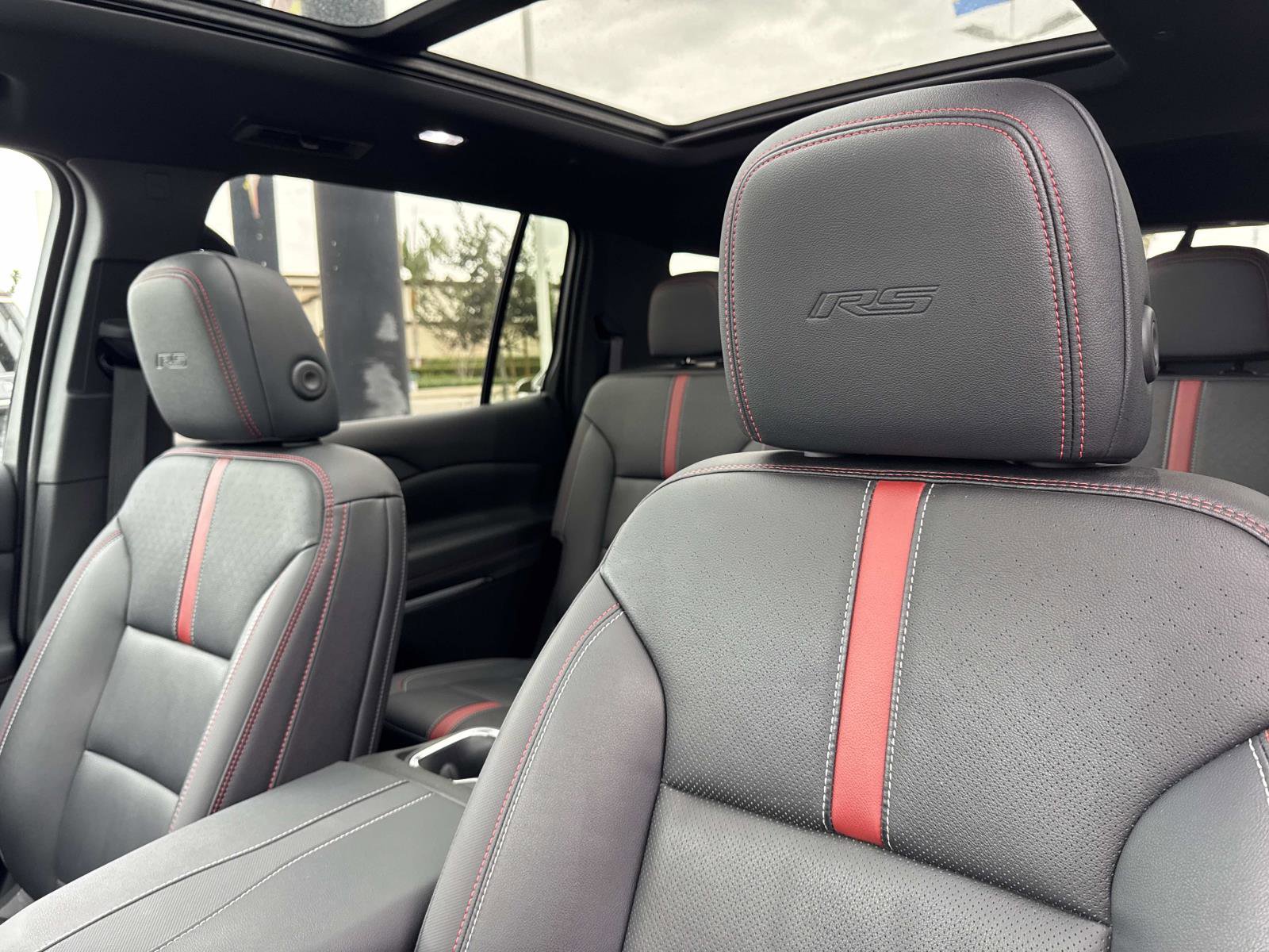 Used 2024 Chevrolet Traverse RS w/ LPO, Floor Liner Package image 22