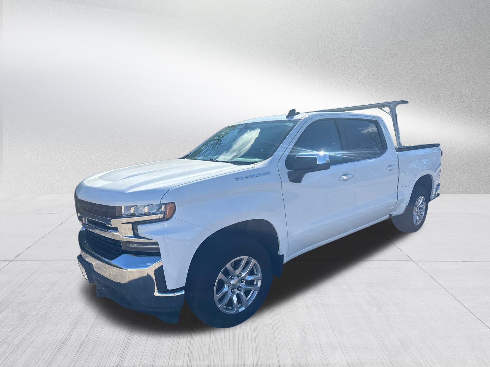 Used 2020 Chevrolet Silverado 1500 LT w/ All-Star Edition AWD/4WD image 3