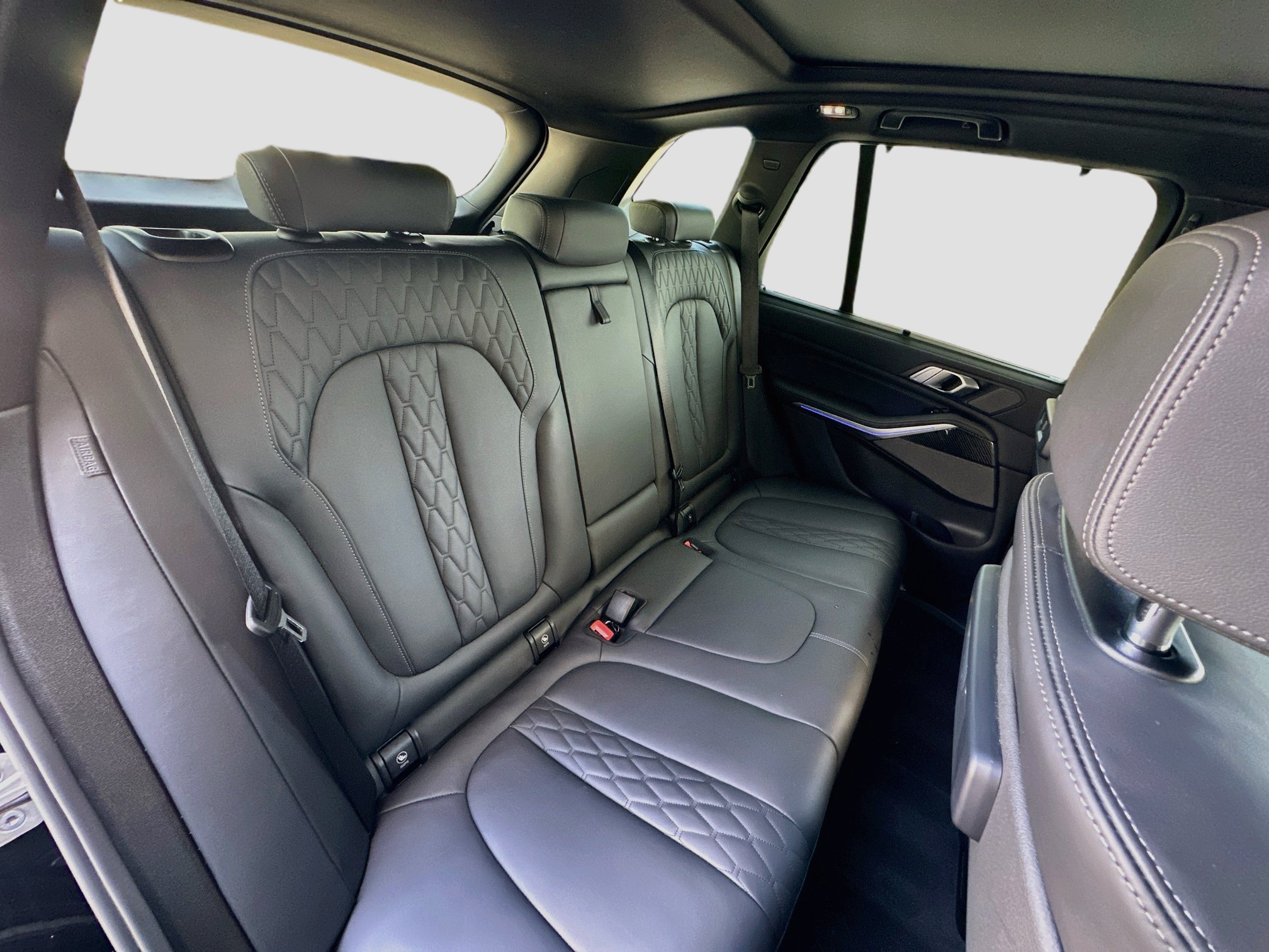 Used 2021 BMW X5 M50i w/ Executive Package AWD/4WD image 24