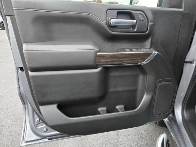 Used 2021 Chevrolet Silverado 1500 LT w/ Z71 Off-Road Package image 17