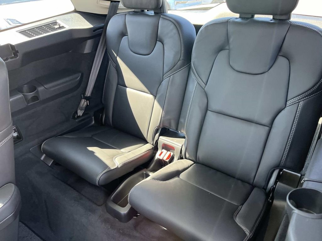 Used 2025 Volvo XC90 B6 Ultra image 20