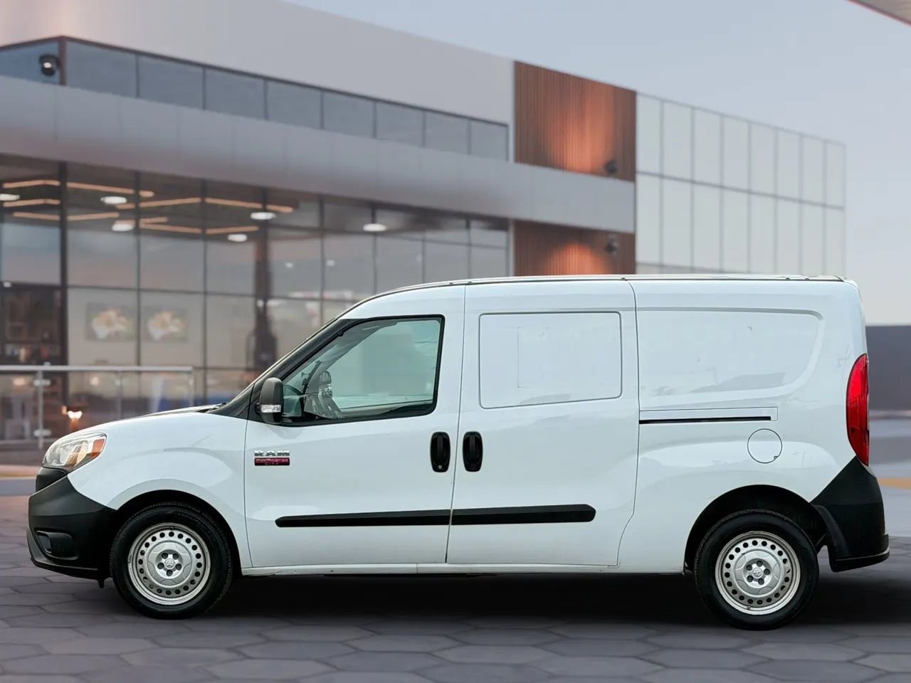 Used 2018 RAM ProMaster City Tradesman image 6