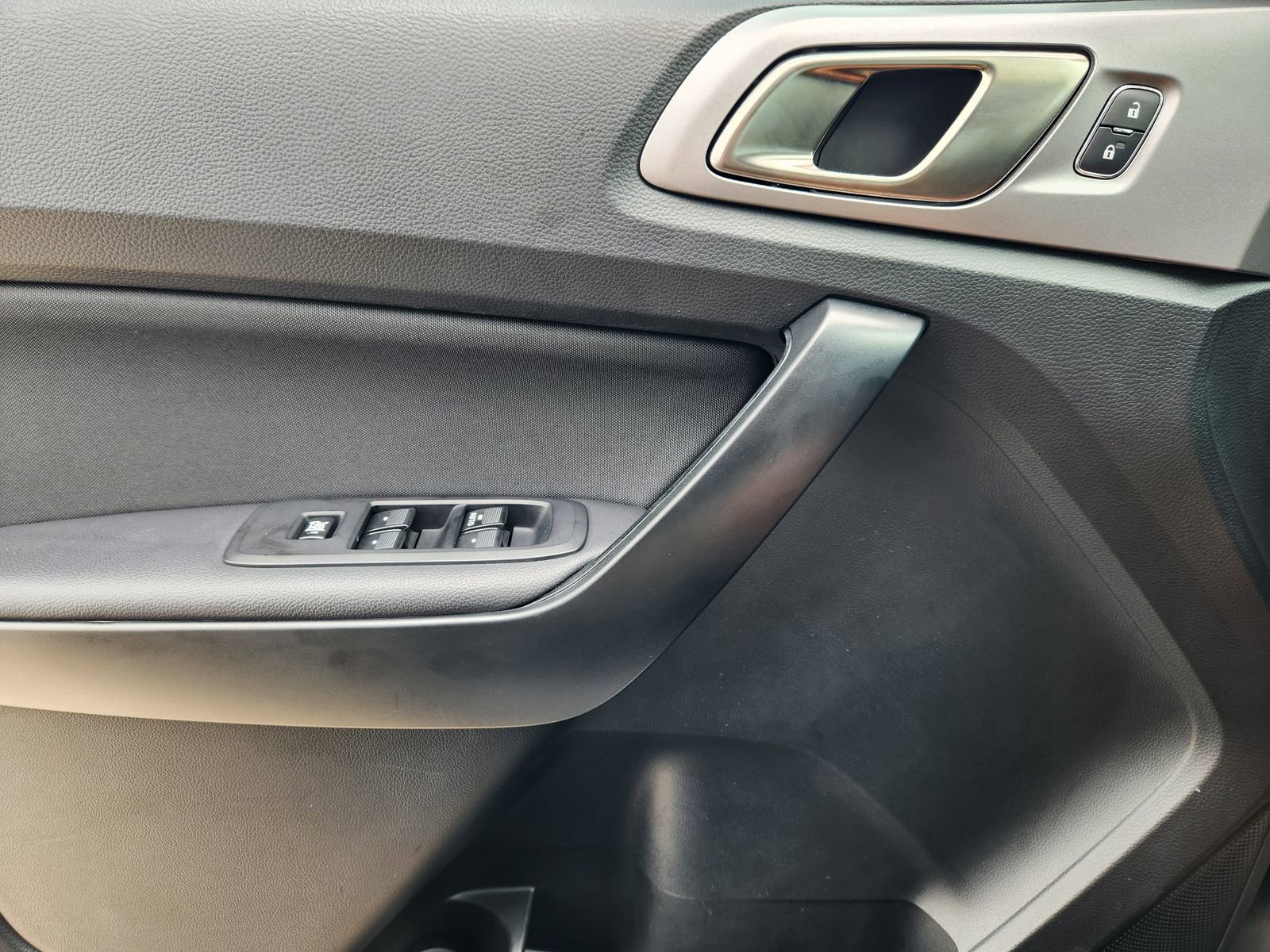 Used 2023 Ford Ranger XLT w/ Equipment Group 301A Mid image 25