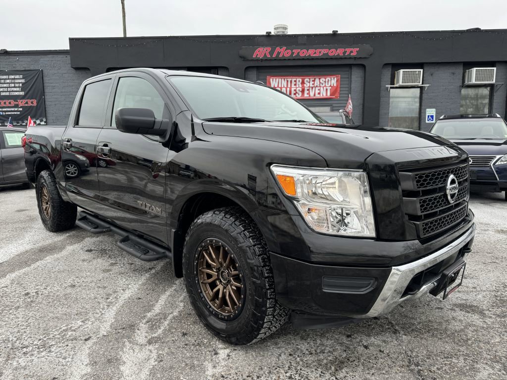 Used 2021 Nissan Titan SV w/ Accessory Utility Package image 6