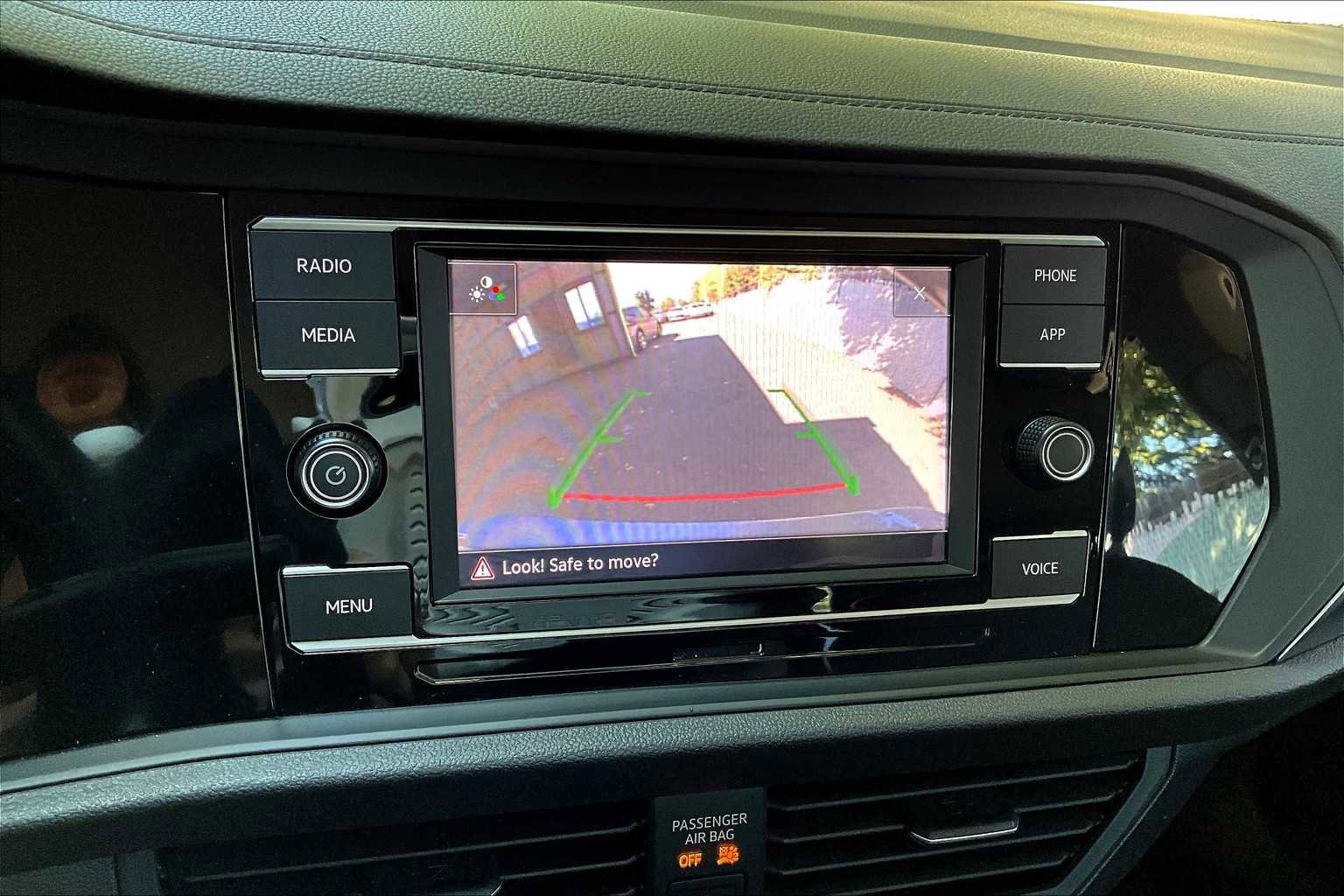 Used 2024 Volkswagen Jetta SE image 24