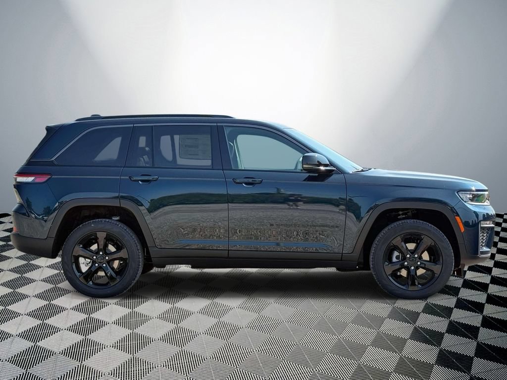 New 2026 Jeep Grand Cherokee Limited w/ Limited Altitude Package AWD/4WD image 5