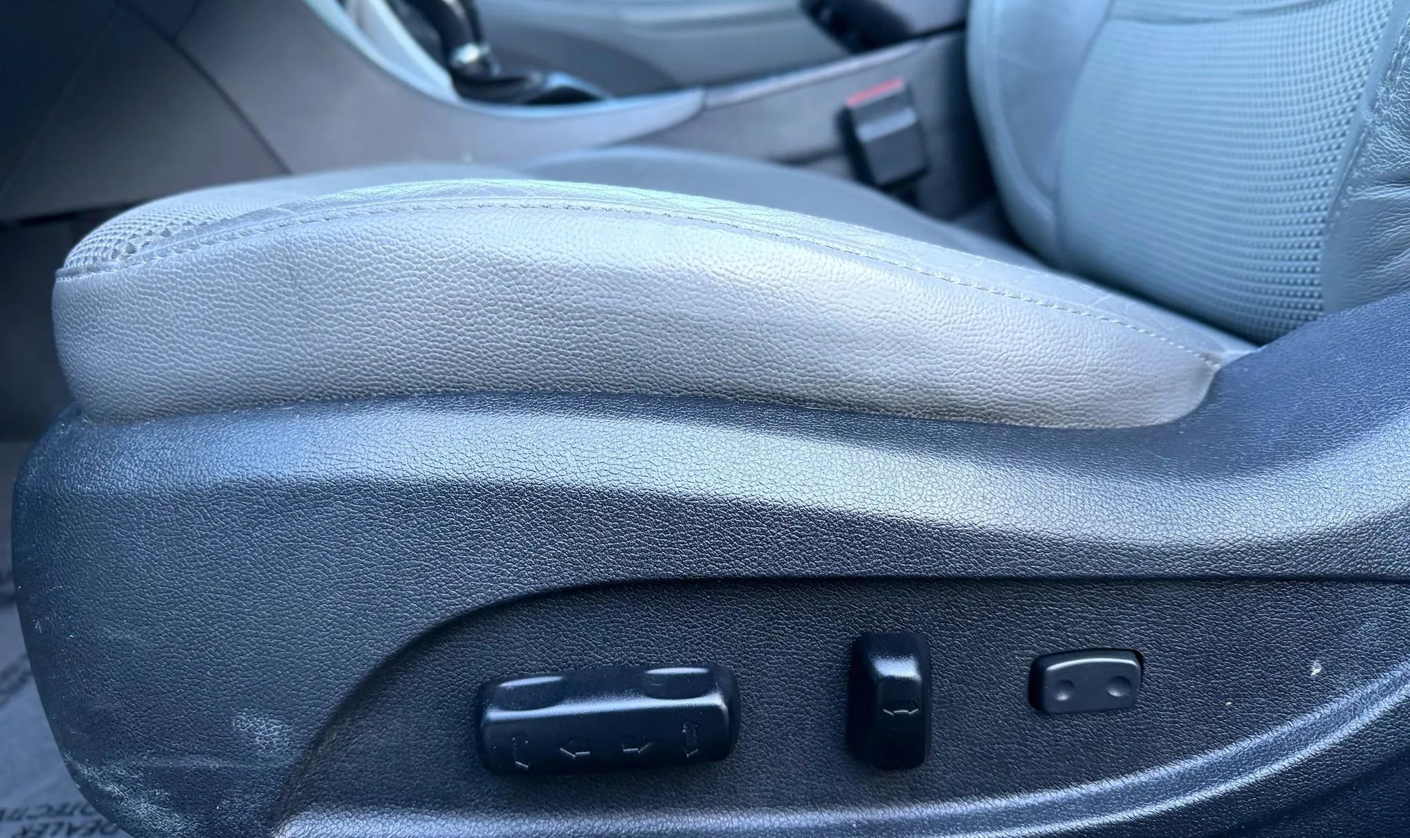 Used 2013 Hyundai Sonata SE w/ Navigation & Sunroof Pkg image 26