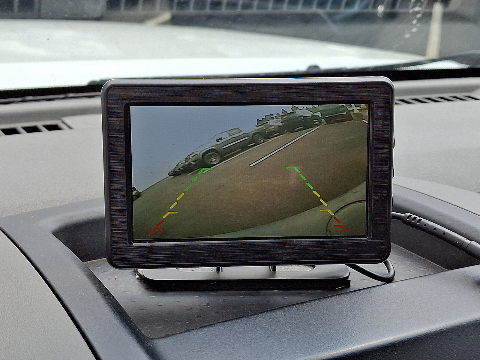Used 2016 Nissan Frontier SV AWD/4WD image 17