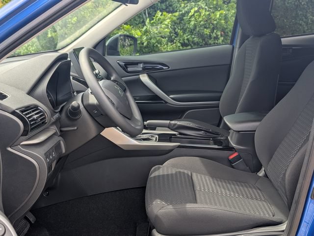 New 2026 Mitsubishi Eclipse Cross LE AWD/4WD image 12