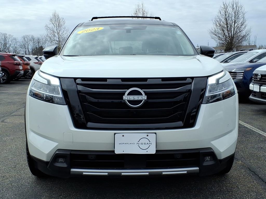 Certified 2023 Nissan Pathfinder SL w/ Lighting Package (N92) image 27