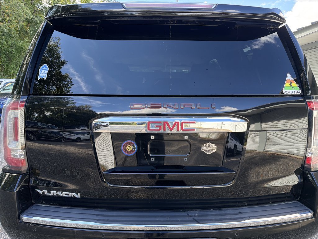 Used 2020 GMC Yukon Denali AWD/4WD image 5