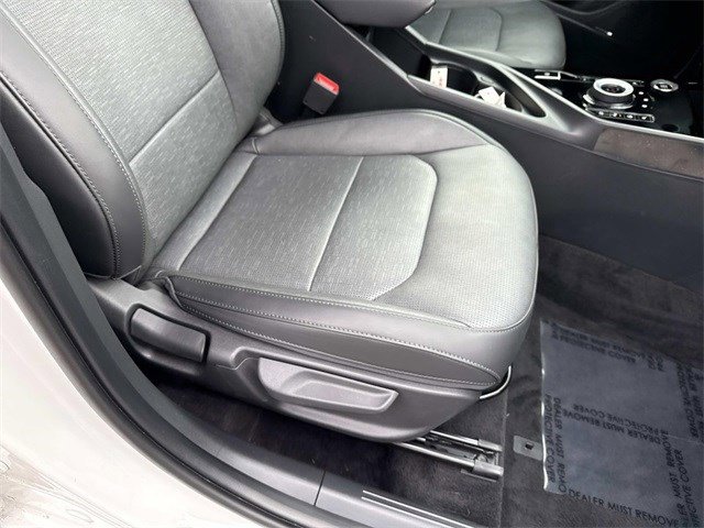 Certified 2025 Kia Niro SX Touring image 10
