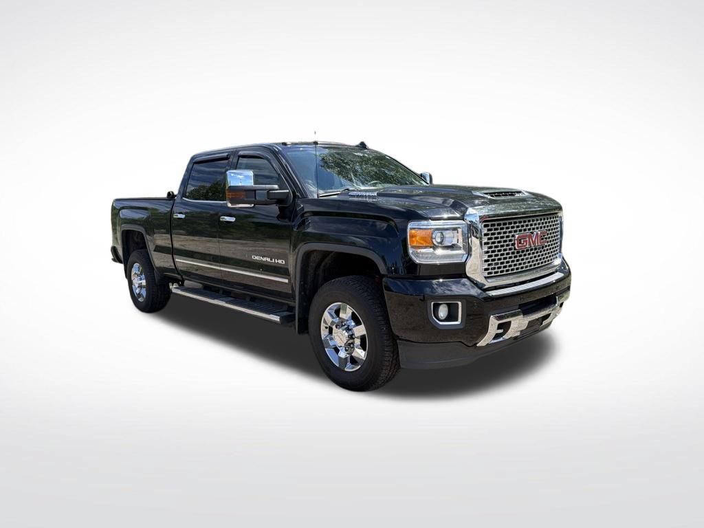 Used 2017 GMC Sierra 3500 Denali w/ Duramax Plus Package AWD/4WD image 7