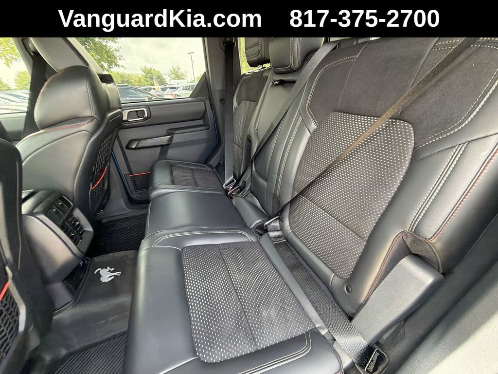 Used 2025 Ford Bronco Raptor AWD/4WD image 28