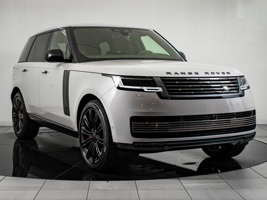 New 2026 Land Rover Range Rover SV image 12