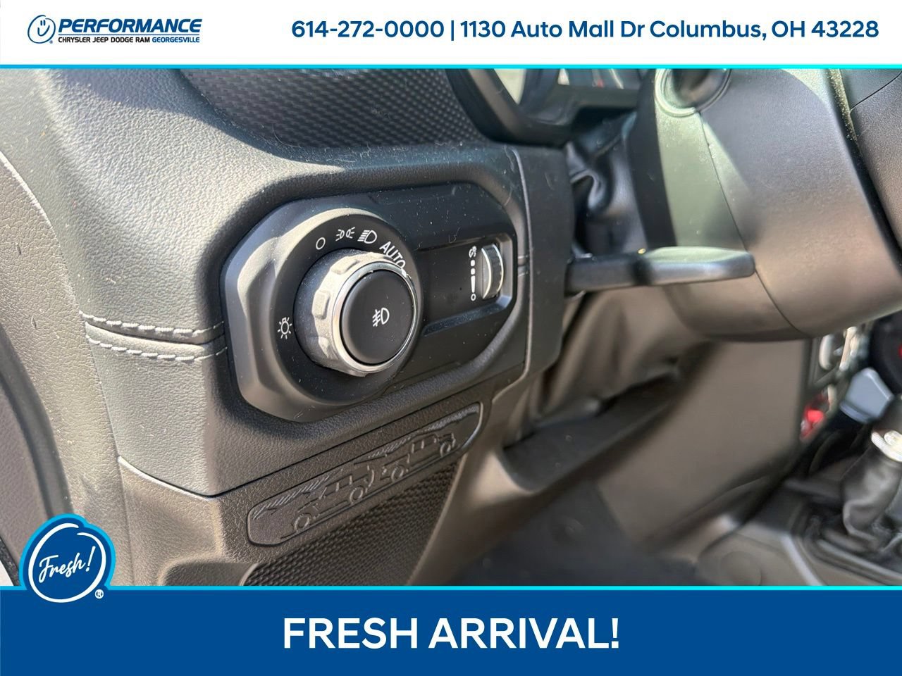 Used 2024 Jeep Wrangler Unlimited Rubicon AWD/4WD image 18