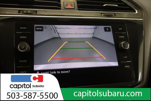 Used 2018 Volkswagen Tiguan SEL AWD/4WD image 26