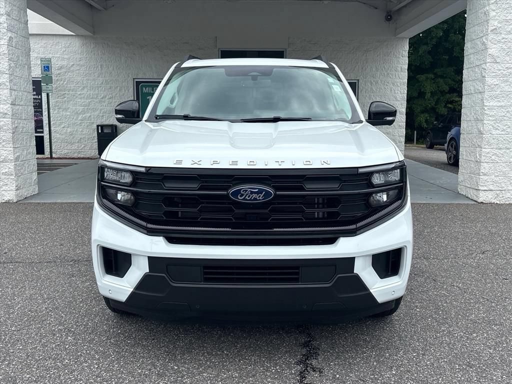 Used 2025 Ford Expedition Max Active AWD/4WD image 22