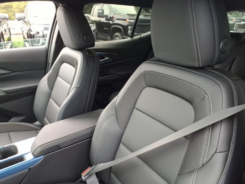 New 2026 Chevrolet Equinox EV LT FWD image 14