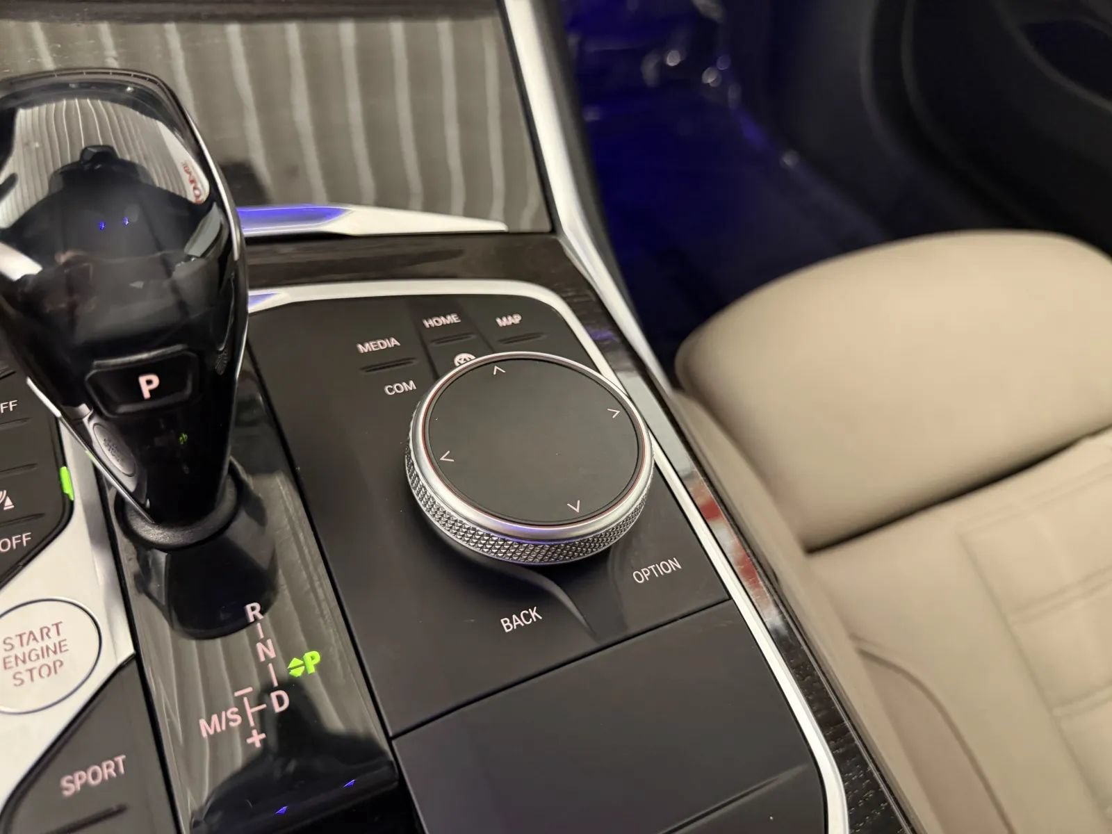Used 2021 BMW 430i Coupe w/ Premium Package RWD image 29