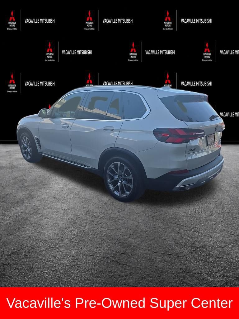 Used 2026 BMW X5 xDrive40i w/ Climate Comfort Package AWD/4WD image 5