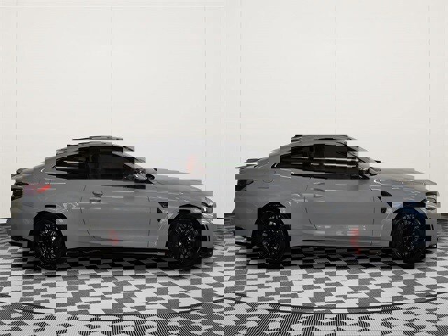 Used 2025 BMW M4 xDrive Competition image 2