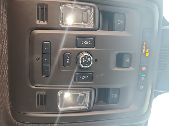 Used 2023 Chevrolet Tahoe LT w/ LT Signature Plus Package image 18