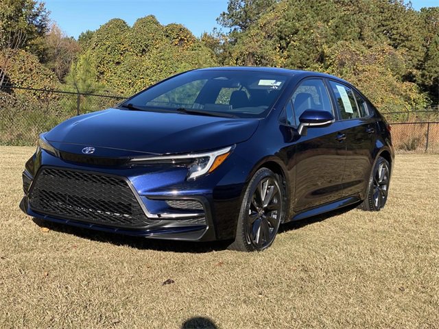 Used 2023 Toyota Corolla XSE image 10