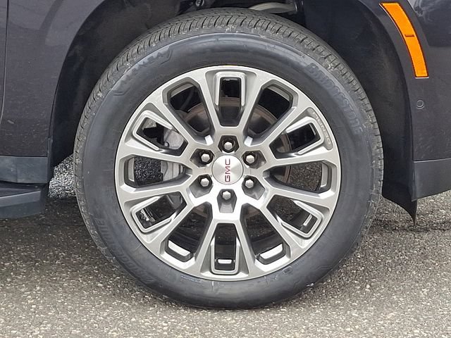 Used 2025 GMC Yukon XL Denali AWD/4WD image 27