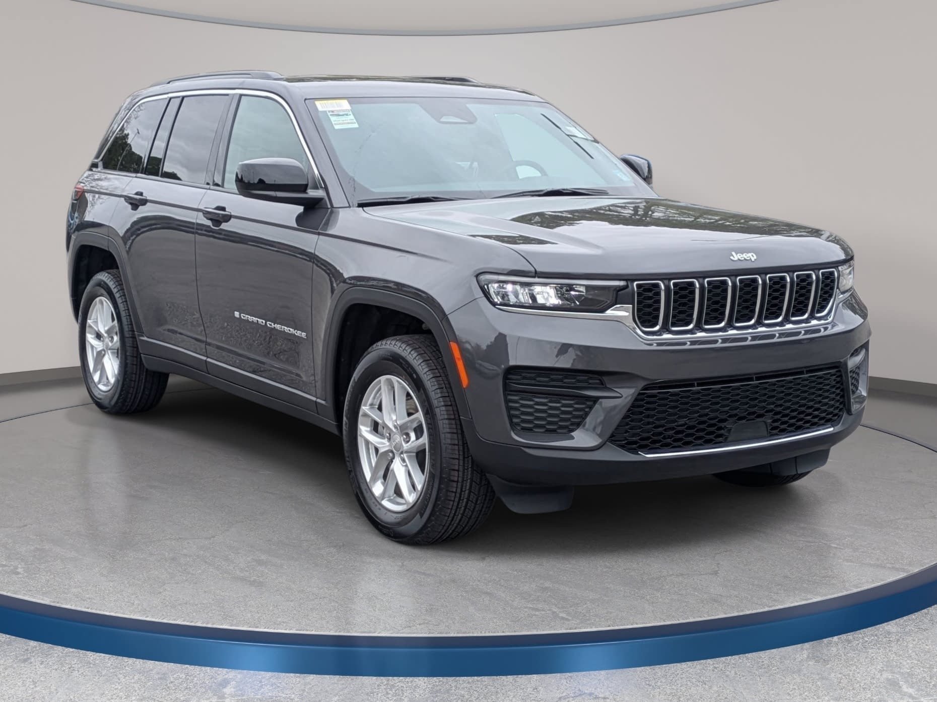 New 2026 Jeep Grand Cherokee Laredo X AWD/4WD image 3