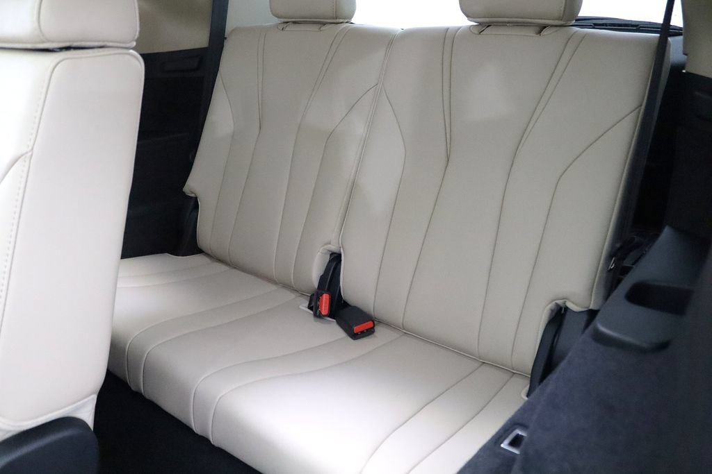 Certified 2024 Acura MDX SH-AWD image 12