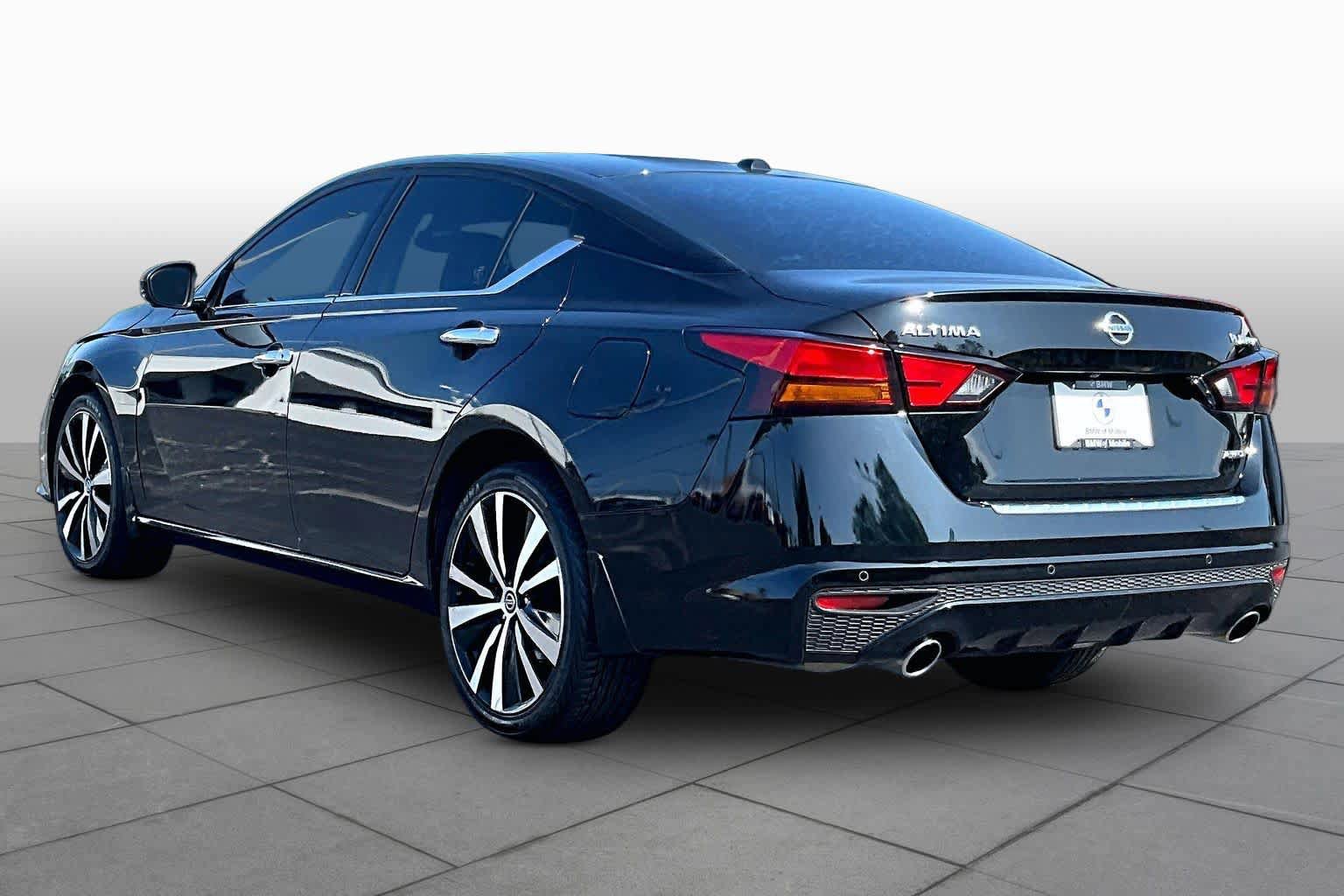 Used 2022 Nissan Altima 2.5 Platinum AWD/4WD image 11