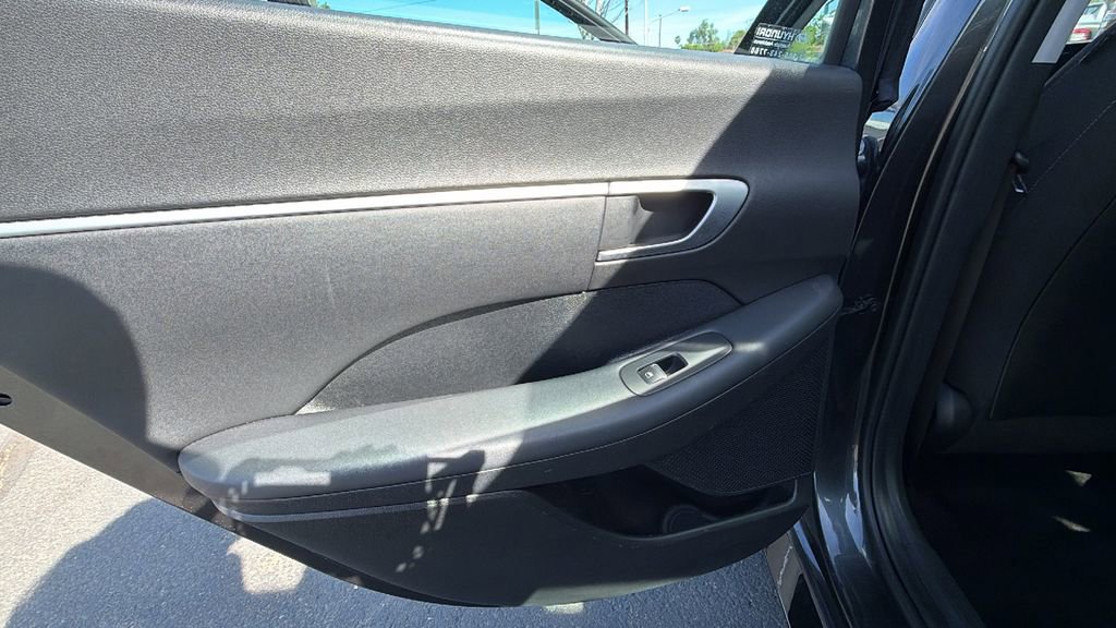 Used 2025 Hyundai Sonata SEL image 14