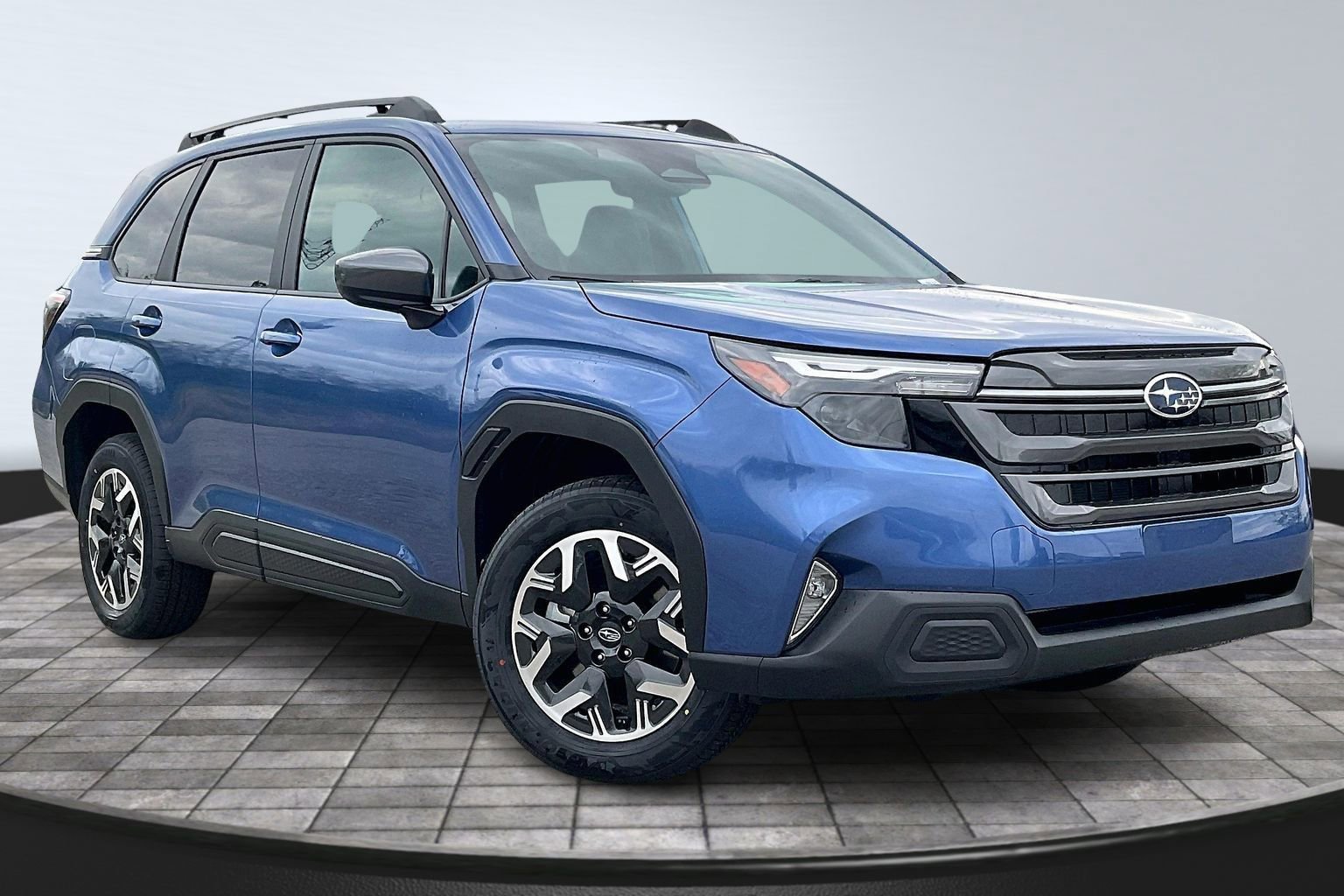 New 2026 Subaru Forester Premium AWD/4WD image 2