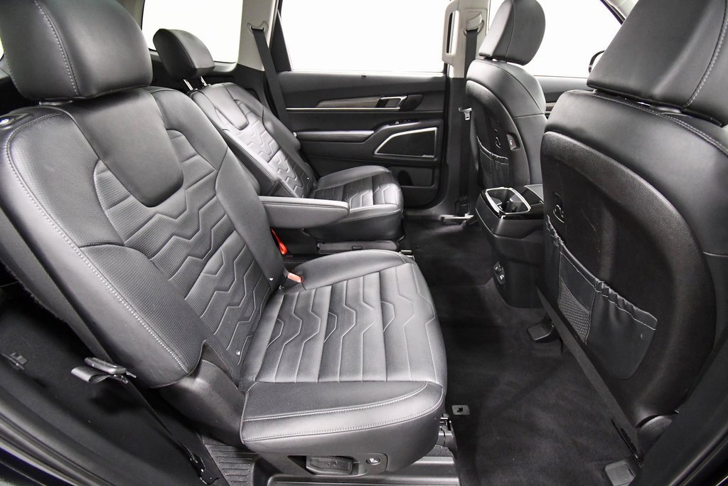 Certified 2022 Kia Telluride SX w/ SX Prestige Package image 16