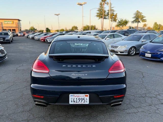 Used 2014 Porsche Panamera 4 AWD/4WD image 7