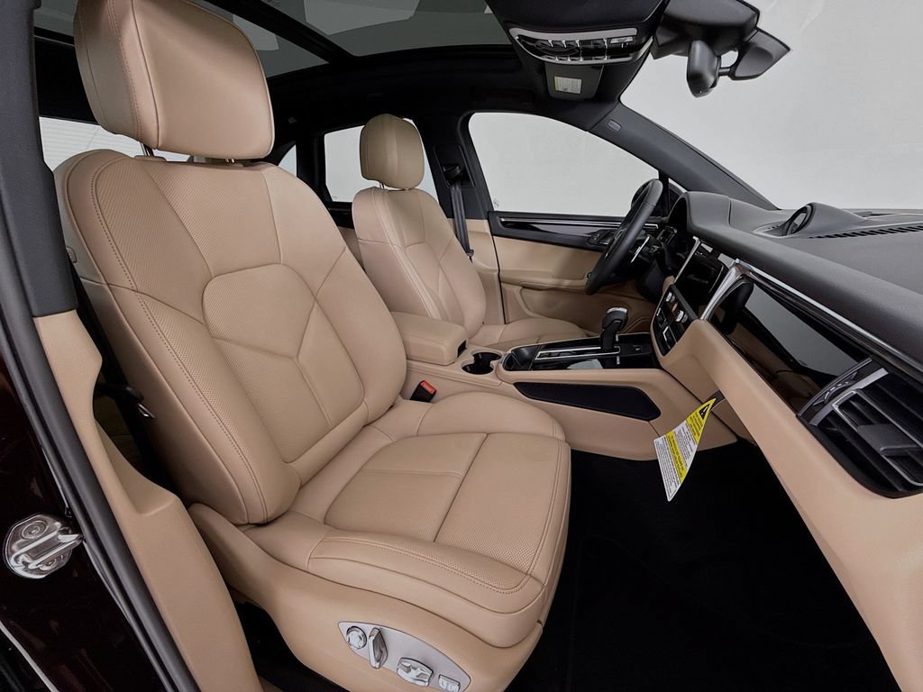 New 2026 Porsche Macan S AWD/4WD image 30