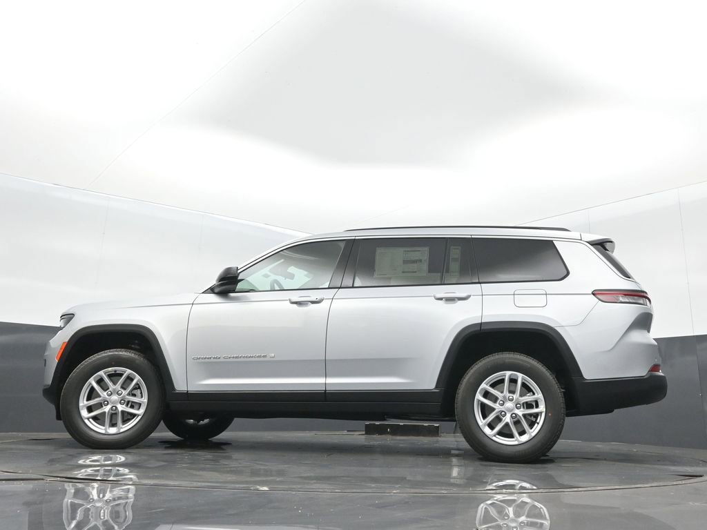 New 2026 Jeep Grand Cherokee L Laredo AWD/4WD image 33