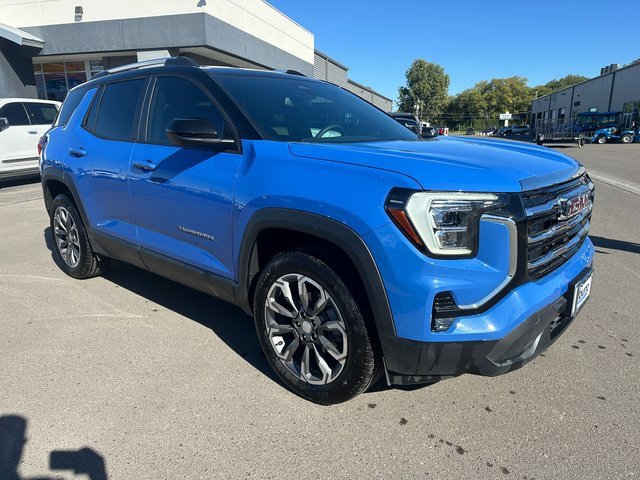 New 2025 GMC Terrain Elevation w/ Elevation Premium Package