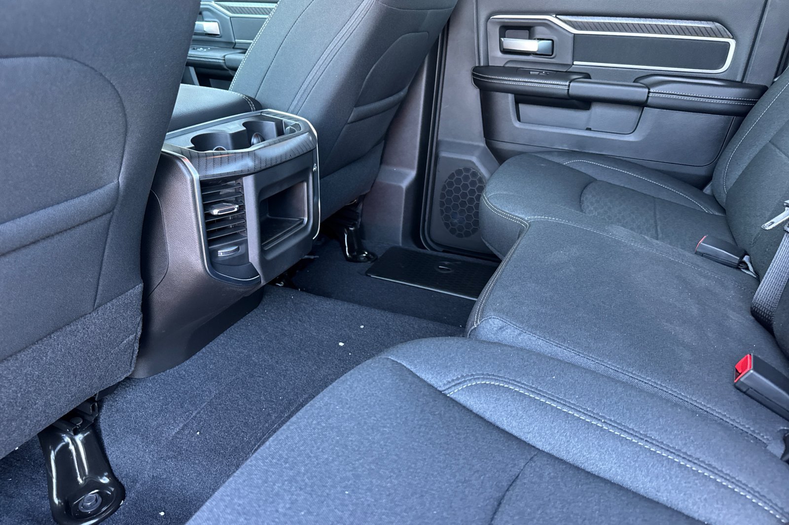 New 2026 RAM 3500 Big Horn AWD/4WD image 11