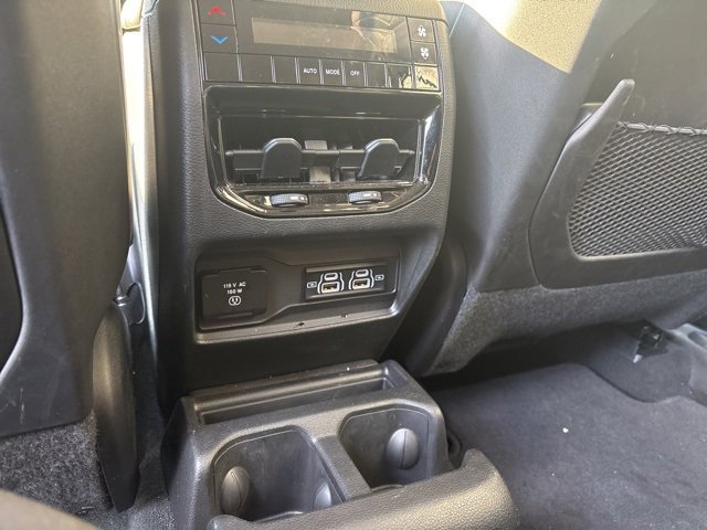 Used 2023 Jeep Grand Cherokee L Laredo w/ Luxury Tech Group I image 15