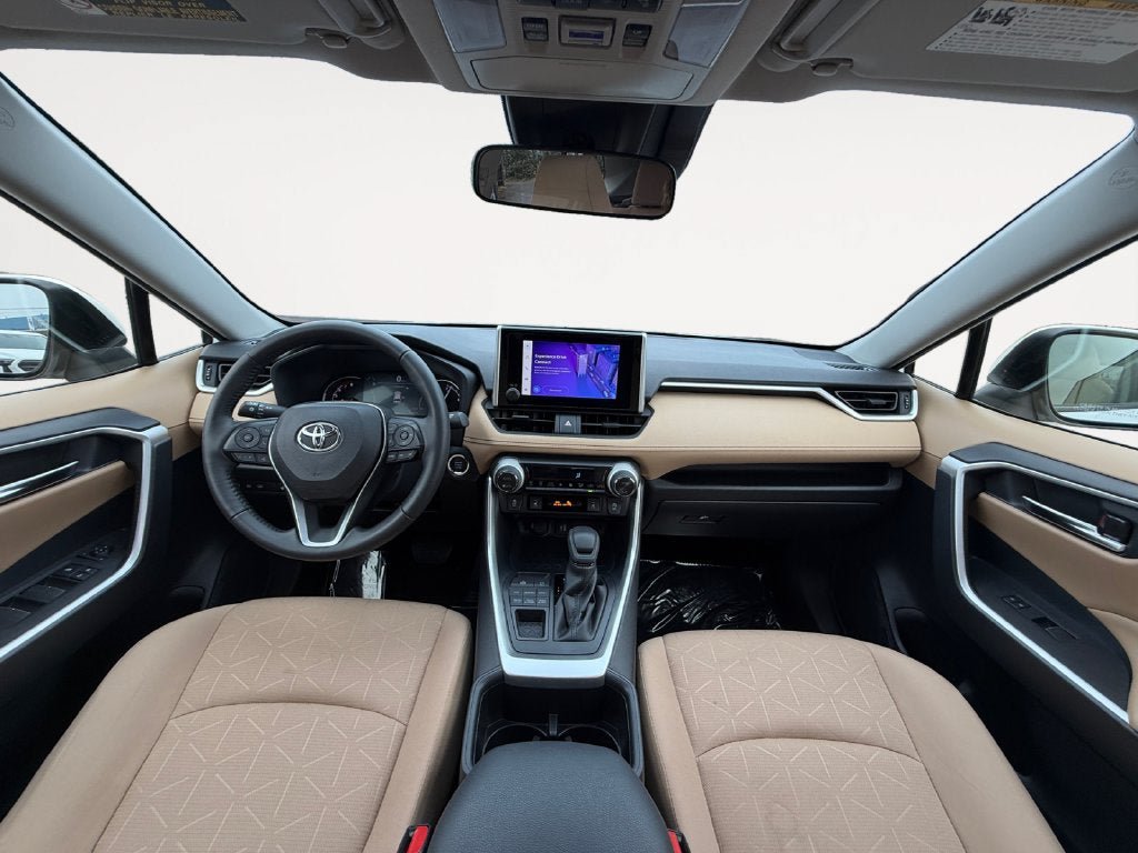 Used 2023 Toyota RAV4 XLE w/ Convenience Package AWD/4WD image 11