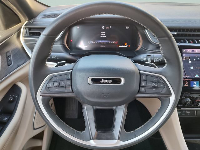 Used 2023 Jeep Grand Cherokee Limited RWD image 11
