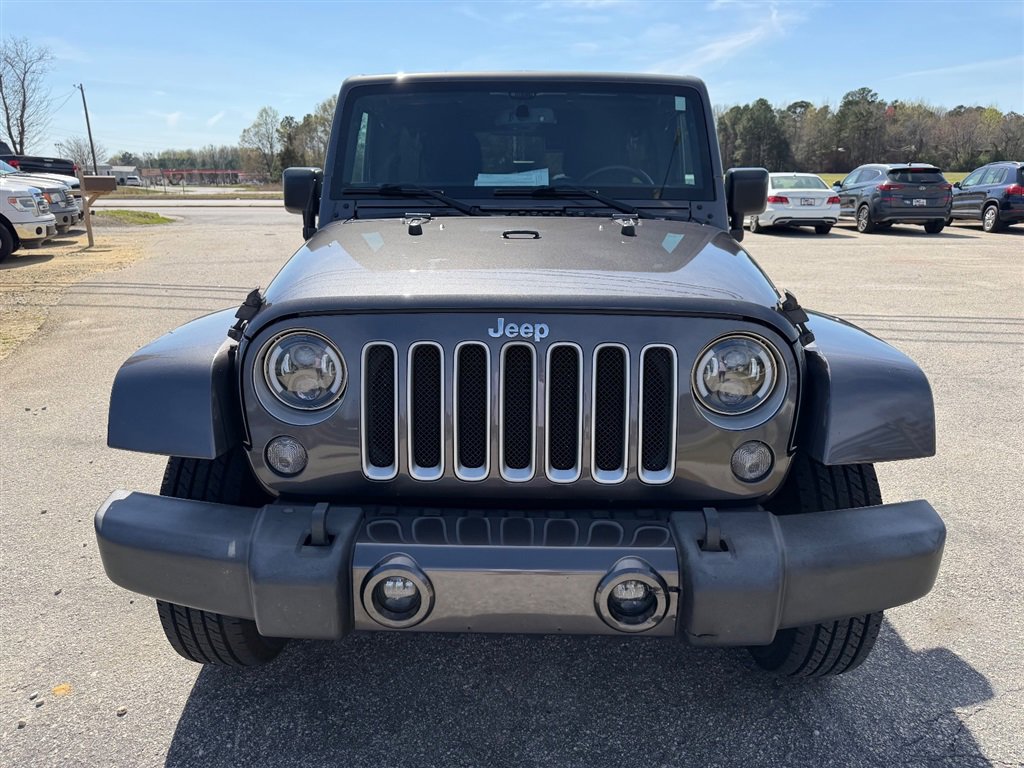 Used 2016 Jeep Wrangler Unlimited Sahara image 6
