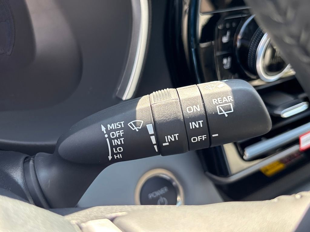 New 2026 Toyota Highlander Limited image 16