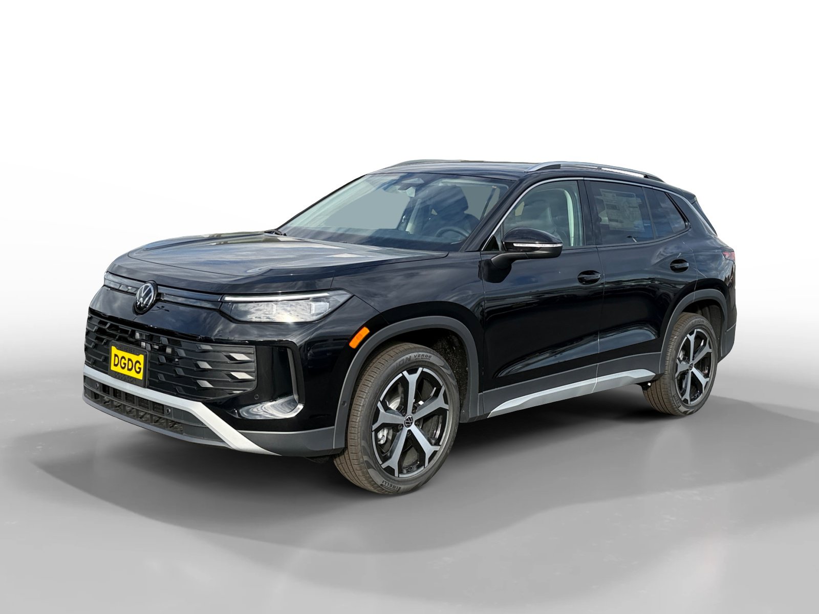 New 2026 Volkswagen Tiguan SE AWD/4WD image 1