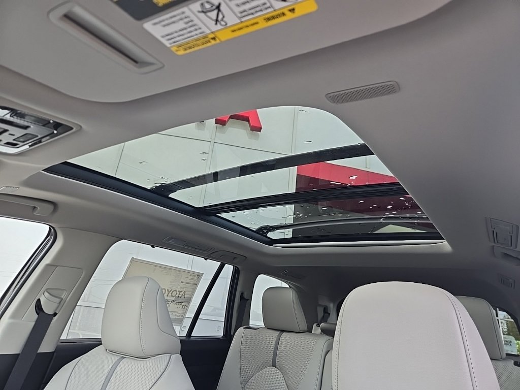 New 2026 Toyota Grand Highlander AWD image 26