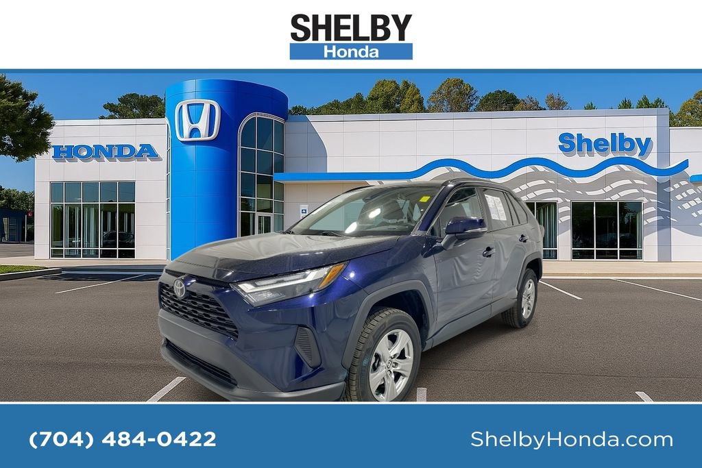 Used 2024 Toyota RAV4 XLE image 1