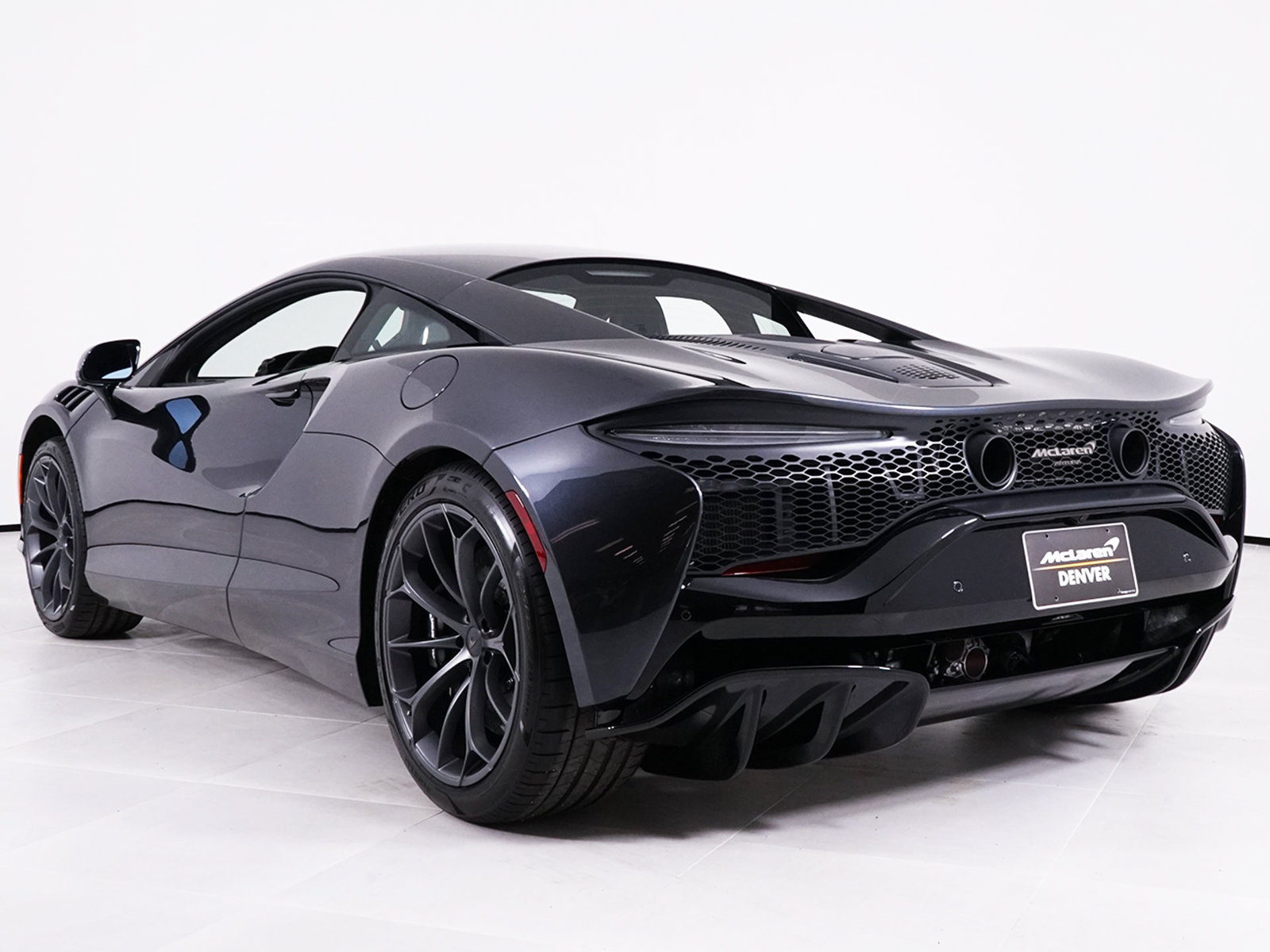 New 2026 McLaren Artura RWD image 18